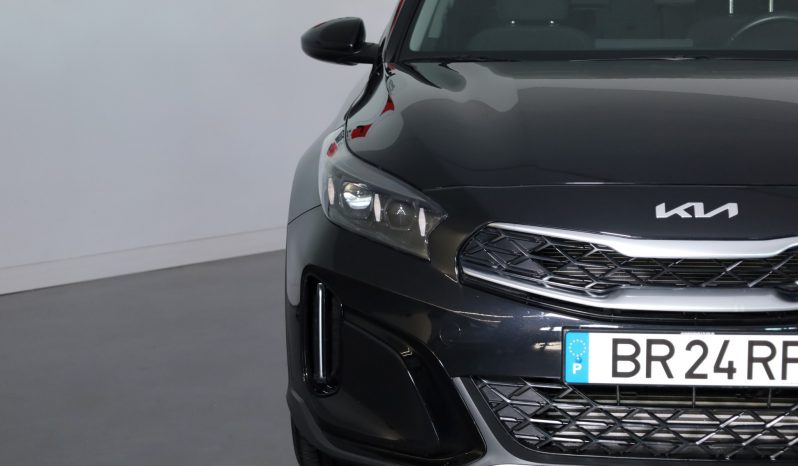 KIA XCeed 1.0 T-GDi 6MT DYNAMIC completo