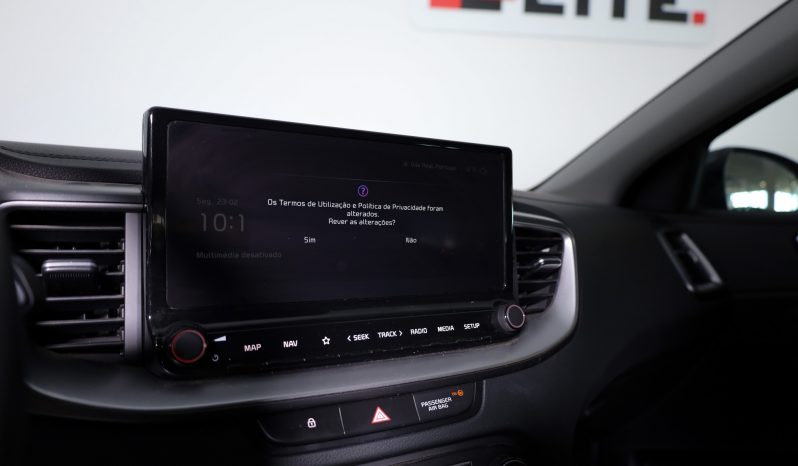KIA XCeed 1.0 T-GDi 6MT DYNAMIC completo