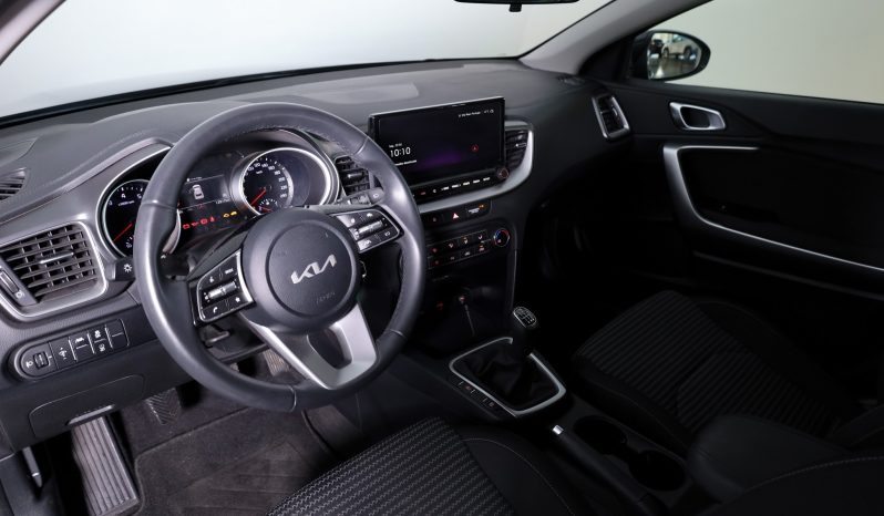 KIA XCeed 1.0 T-GDi 6MT DYNAMIC completo