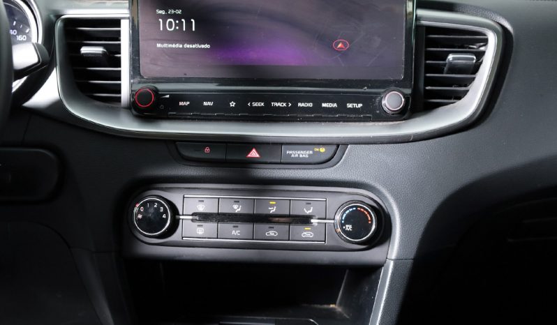 KIA XCeed 1.0 T-GDi 6MT DYNAMIC completo