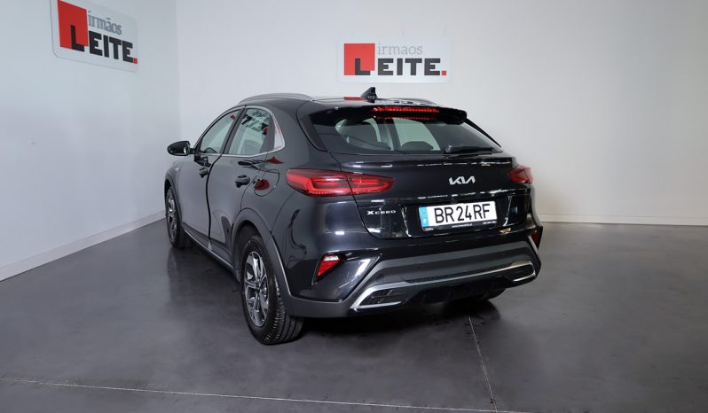 KIA XCeed 1.0 T-GDi 6MT DYNAMIC completo