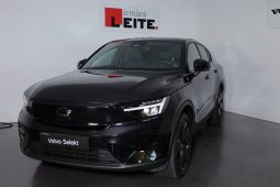 Volvo EC40 Single Motor Extended Range Plus completo