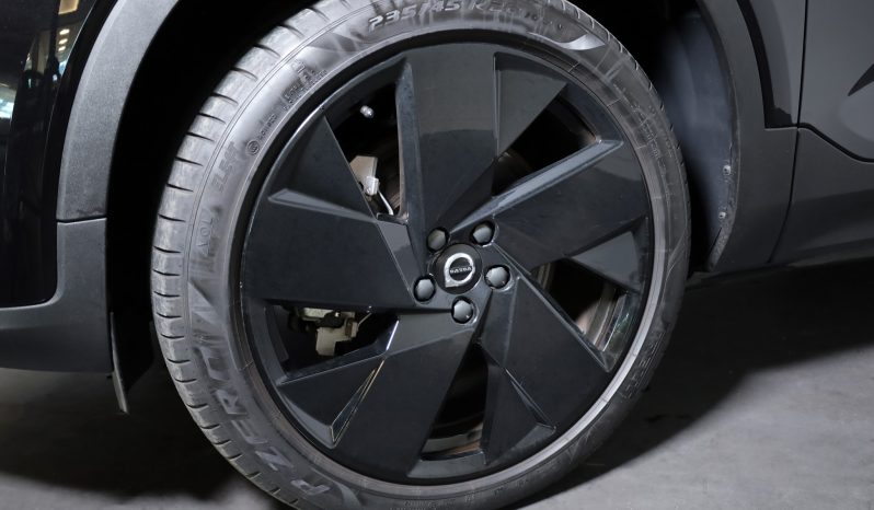 Volvo EC40 Single Motor Extended Range Plus completo