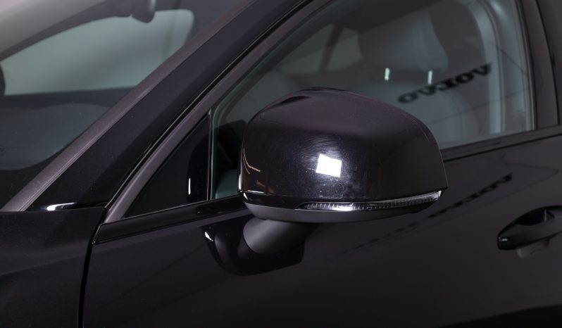 Volvo EC40 Single Motor Extended Range Plus completo