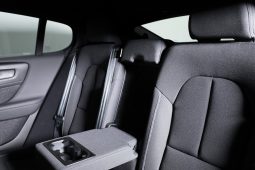 Volvo EC40 Single Motor Extended Range Plus completo