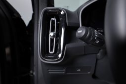 Volvo EC40 Single Motor Extended Range Plus completo