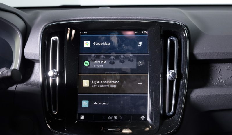 Volvo EC40 Single Motor Extended Range Plus completo