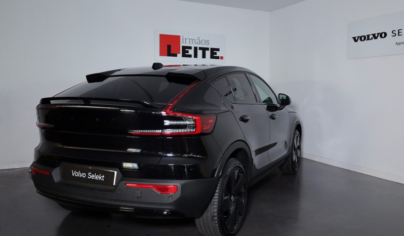 Volvo EC40 Single Motor Extended Range Plus completo