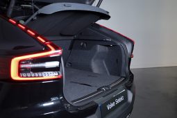 Volvo EC40 Single Motor Extended Range Plus completo