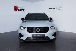 Volvo XC40 B3 163cv Plus Dark Auto completo