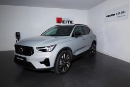 Volvo XC40 B3 163cv Plus Dark Auto completo