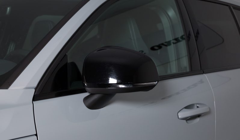 Volvo XC40 B3 163cv Plus Dark Auto completo