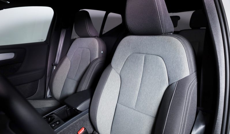 Volvo XC40 B3 163cv Plus Dark Auto completo