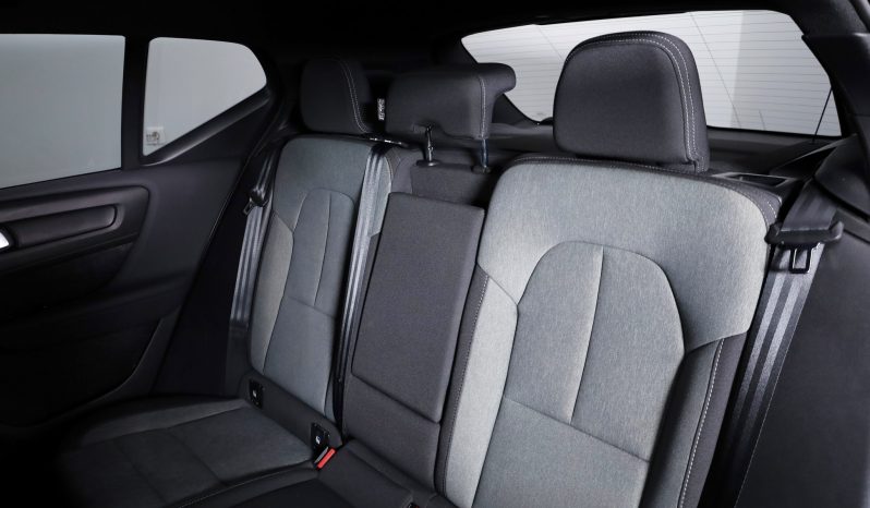 Volvo XC40 B3 163cv Plus Dark Auto completo