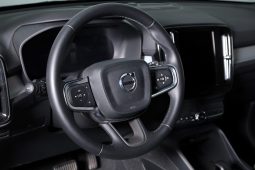 Volvo XC40 B3 163cv Plus Dark Auto completo