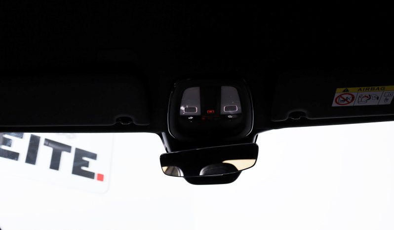 Volvo XC40 B3 163cv Plus Dark Auto completo