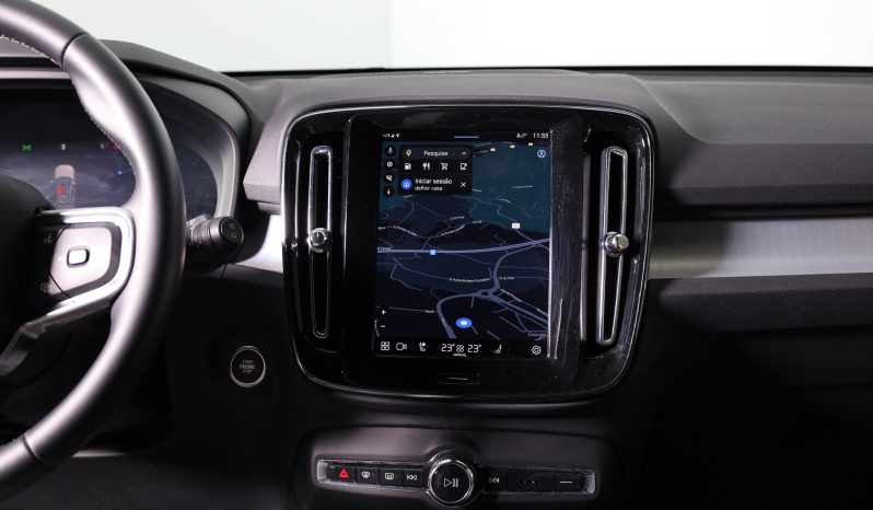 Volvo XC40 B3 163cv Plus Dark Auto completo