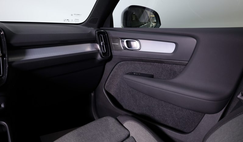 Volvo XC40 B3 163cv Plus Dark Auto completo