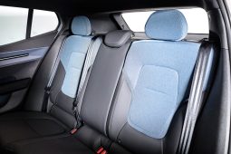 Volvo EX30 69 kWh Single Motor Exten Range 272 Plus completo