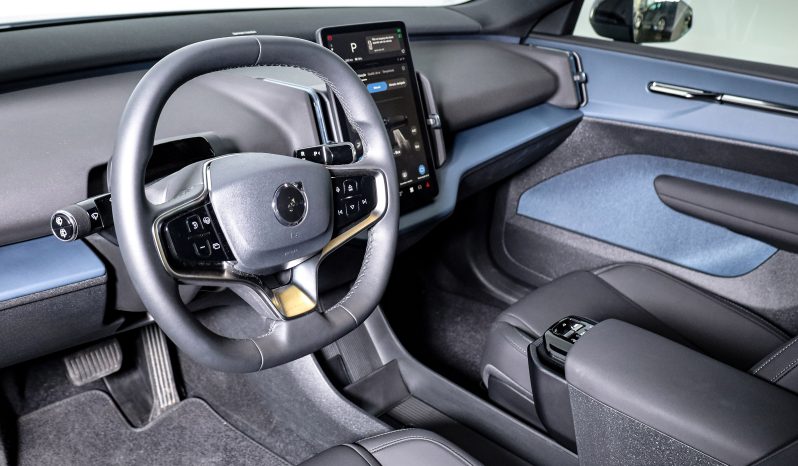 Volvo EX30 69 kWh Single Motor Exten Range 272 Plus completo