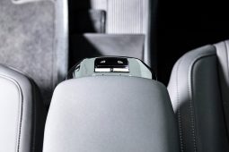 Volvo EX30 69 kWh Single Motor Exten Range 272 Plus completo