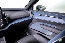 Volvo EX30 69 kWh Single Motor Exten Range 272 Plus completo