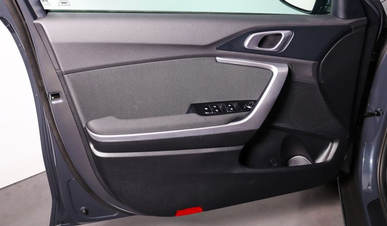 Kia XCeed 1.0 T-GDi 6MT DYNAMIC completo