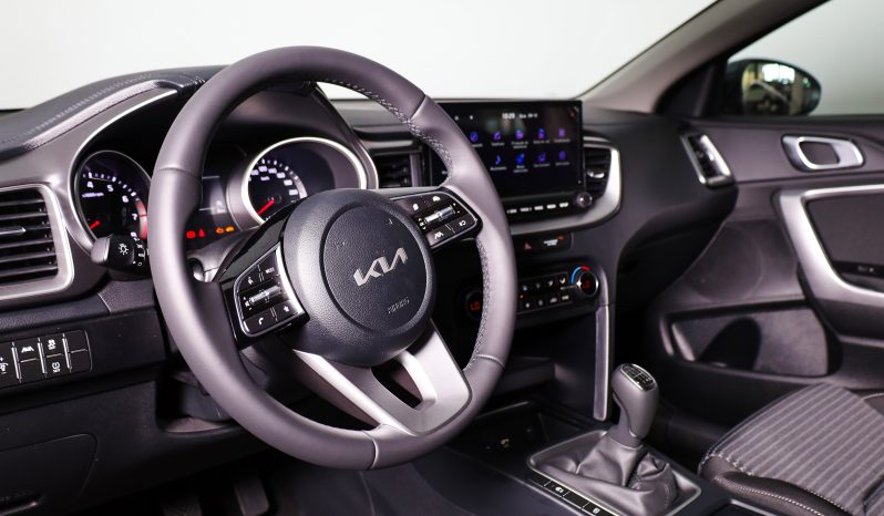 Kia XCeed 1.0 T-GDi 6MT DYNAMIC completo