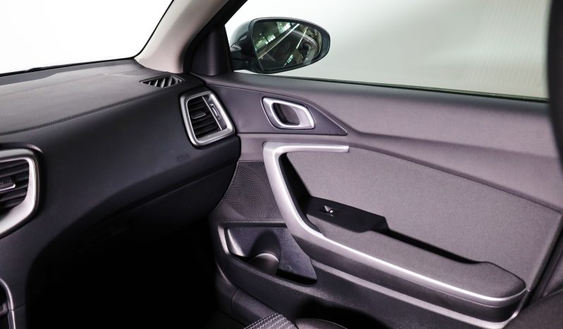 Kia XCeed 1.0 T-GDi 6MT DYNAMIC completo