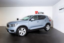 Volvo XC40 1.5 T3 156 Momentum Tech Edition completo