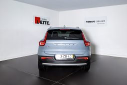 Volvo XC40 1.5 T3 156 Momentum Tech Edition completo