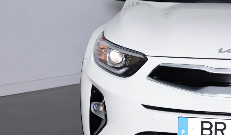 Kia STONIC 1.0T-GDI 6MT DRIVE completo