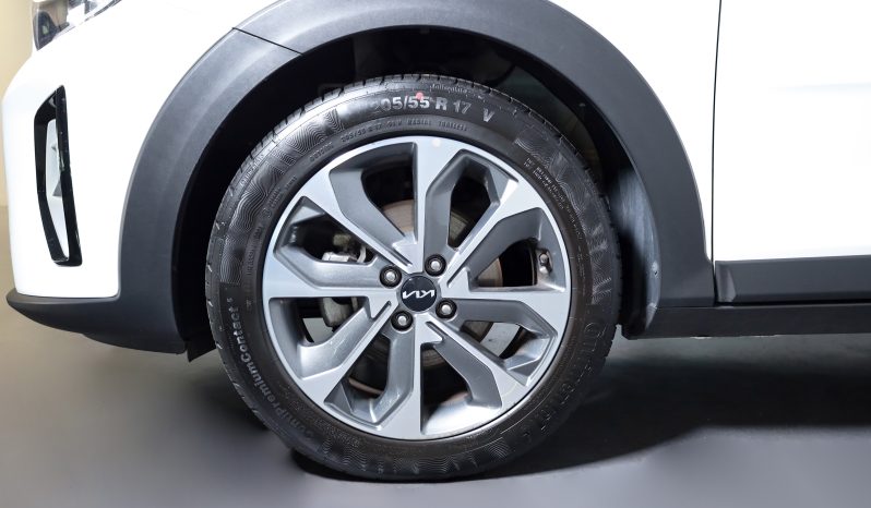 Kia STONIC 1.0T-GDI 6MT DRIVE completo