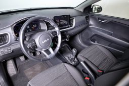 Kia STONIC 1.0T-GDI 6MT DRIVE completo