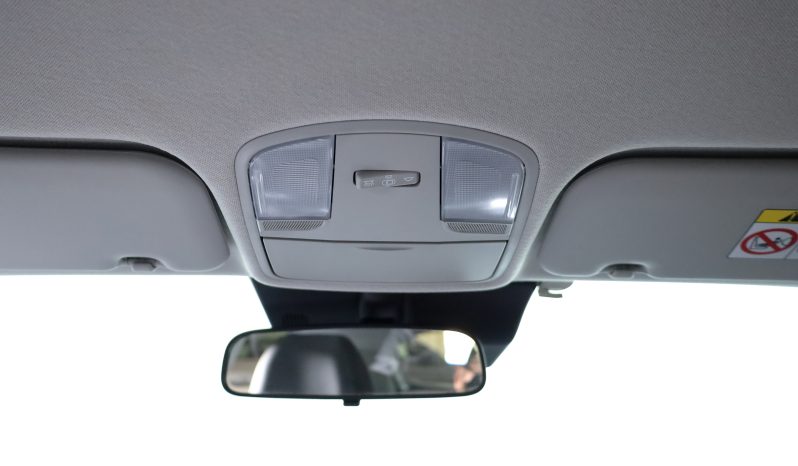 Kia STONIC 1.0T-GDI 6MT DRIVE completo