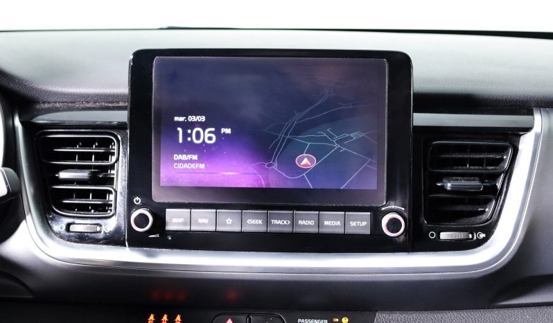 Kia STONIC 1.0T-GDI 6MT DRIVE completo