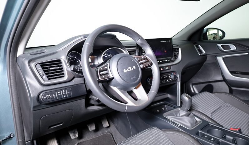 Kia XCeed 1.0 T-GDi 6MT DYNAMIC completo