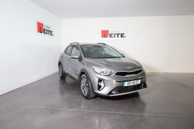 Kia STONIC 1.0T-GDI 6MT DRIVE