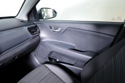 Kia STONIC 1.0T-GDI 6MT DRIVE completo