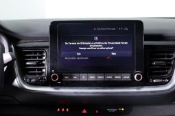 Kia STONIC 1.0T-GDI 6MT DRIVE completo