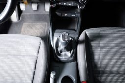 Kia STONIC 1.0T-GDI 6MT DRIVE completo
