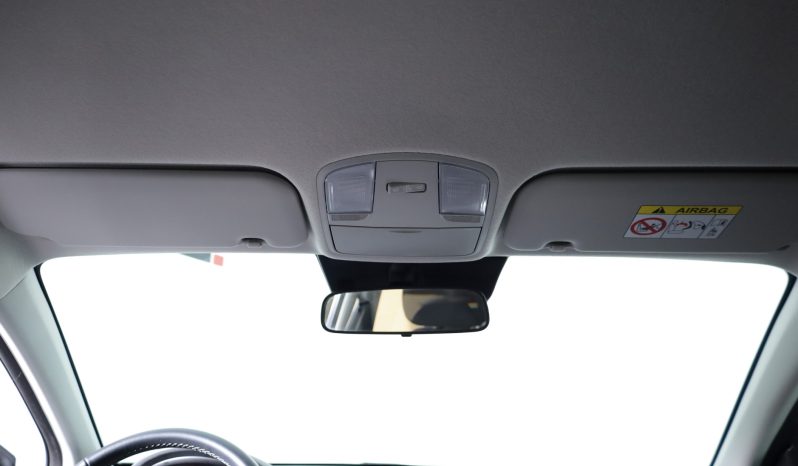 Kia STONIC 1.0T-GDI 6MT DRIVE completo
