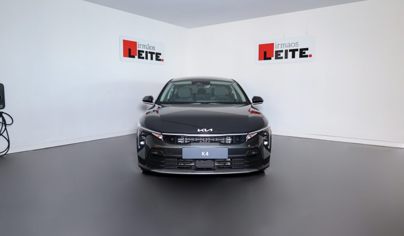Kia k4 Tech completo
