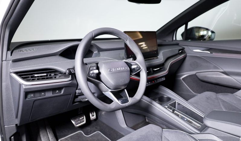 ŠKODA ELROQ 60 SPORTLINE 63KWH 204KM completo