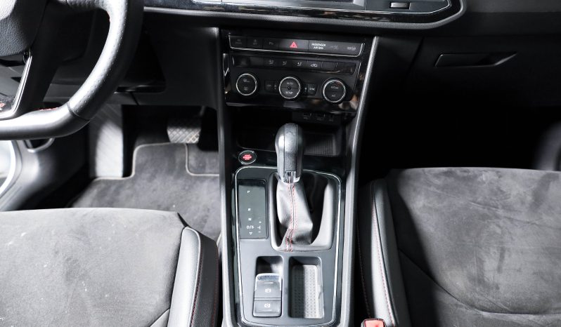 SEAT LEON SPORTSTOURER 2.0 TDI DSG completo