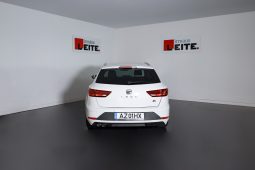 SEAT LEON SPORTSTOURER 2.0 TDI DSG completo