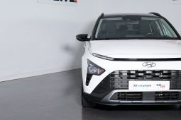 Hyundai Bayon 1.0 T-GDi DCT Premium MY21 completo