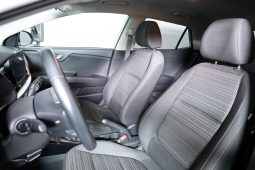 Kia STONIC 1.0T-GDI 6MT DRIVE completo