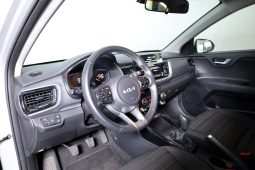 Kia STONIC 1.0T-GDI 6MT DRIVE completo