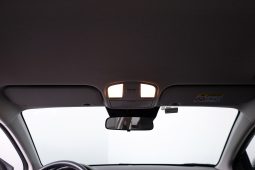 Kia STONIC 1.0T-GDI 6MT DRIVE completo
